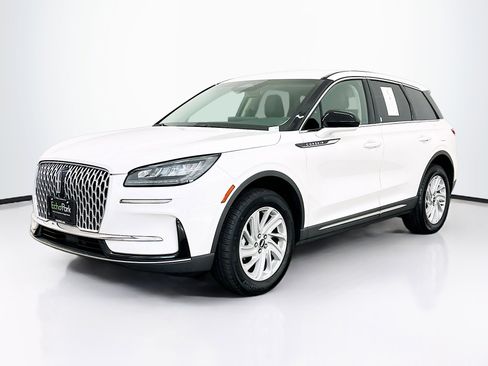 Used 2023 Lincoln Corsair Standard image 3