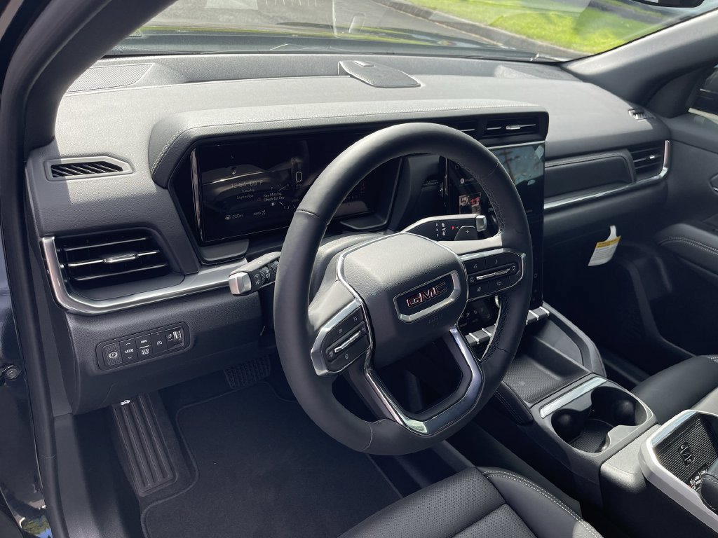 New 2027 GMC Terrain Elevation w/ Elevation Premium Package AWD/4WD image 10