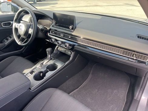 Used 2023 Honda Civic EX image 27