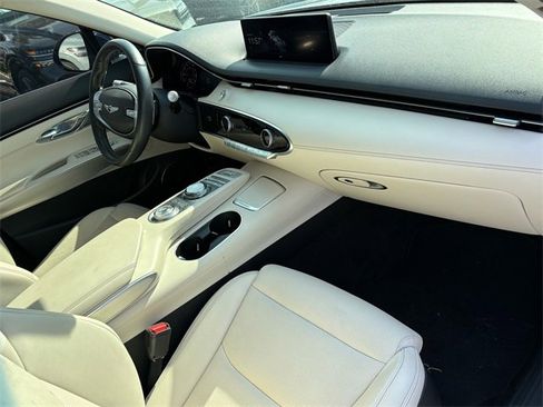 Used 2022 Genesis GV70 2.5T w/ Select Package image 12
