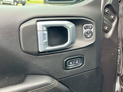 Used 2021 Jeep Wrangler Unlimited Sahara image 15