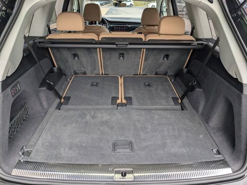 Used 2025 Audi Q7 3.0T Premium Plus image 28