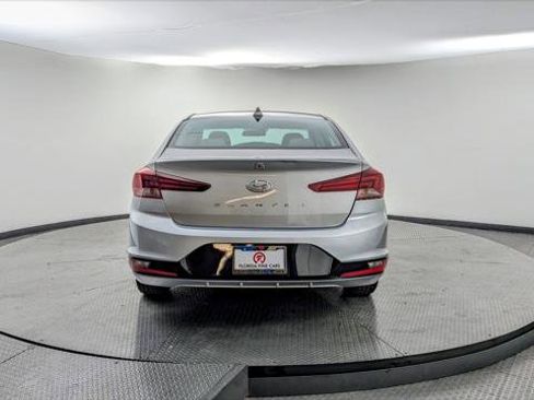 Used 2020 Hyundai Elantra SEL image 7