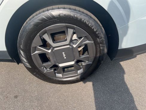 Used 2025 Kia Carnival SX image 59