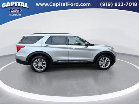 Certified 2023 Ford Explorer XLT w/ Equipment Group 202A AWD/4WD image 9