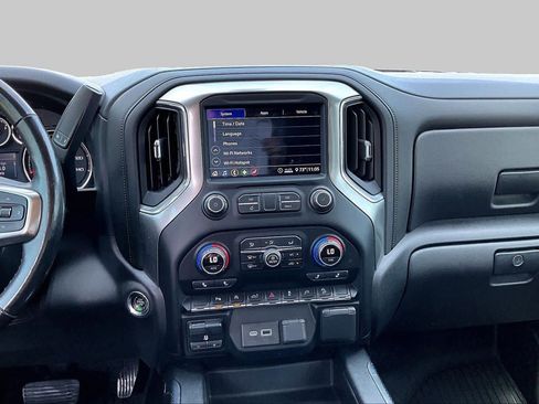 Used 2020 Chevrolet Silverado 1500 LT Trail Boss AWD/4WD image 6