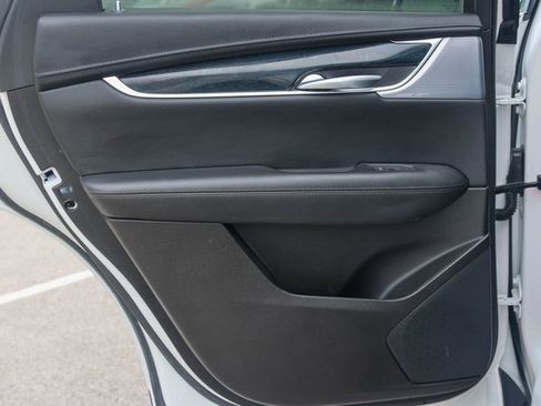 Used 2024 Cadillac XT5 Premium Luxury image 14