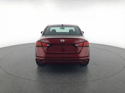 Used 2024 Nissan Altima 2.5 SV FWD image 7