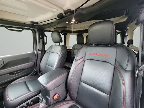 Used 2019 Jeep Wrangler Unlimited Rubicon AWD/4WD image 10