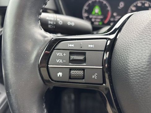 Used 2025 Honda CR-V EX-L image 26