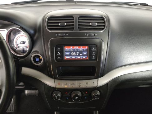 Used 2018 Dodge Journey SE w/ Popular Equipment Group FWD image 25