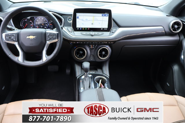 Used 2024 Chevrolet Blazer Premier w/ Enhanced Convenience Package FWD image 16