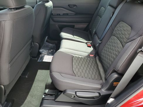 New 2026 Nissan Pathfinder SV image 20