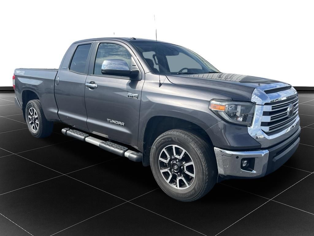 Used 2018 Toyota Tundra Limited w/ Limited Premium Package AWD/4WD image 7
