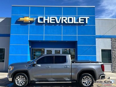 Used 2021 GMC Sierra 1500 SLT w/ SLT Premium Package