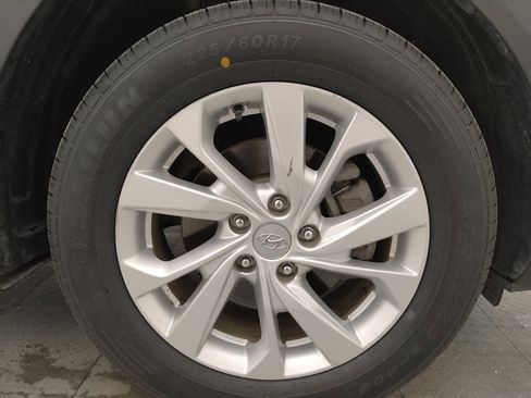 Used 2020 Hyundai Tucson SE image 31