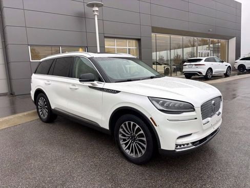 Used 2020 Lincoln Aviator Reserve w/ Equipment Group 201A image 1