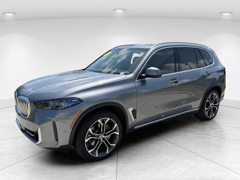 Used 2024 BMW X5 sDrive40i w/ Premium Package RWD image 8