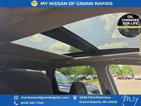 Used 2023 Nissan Rogue SV w/ SV Premium B Package AWD/4WD image 10