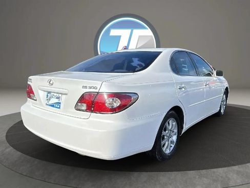 Used 2002 Lexus ES 330 FWD image 6