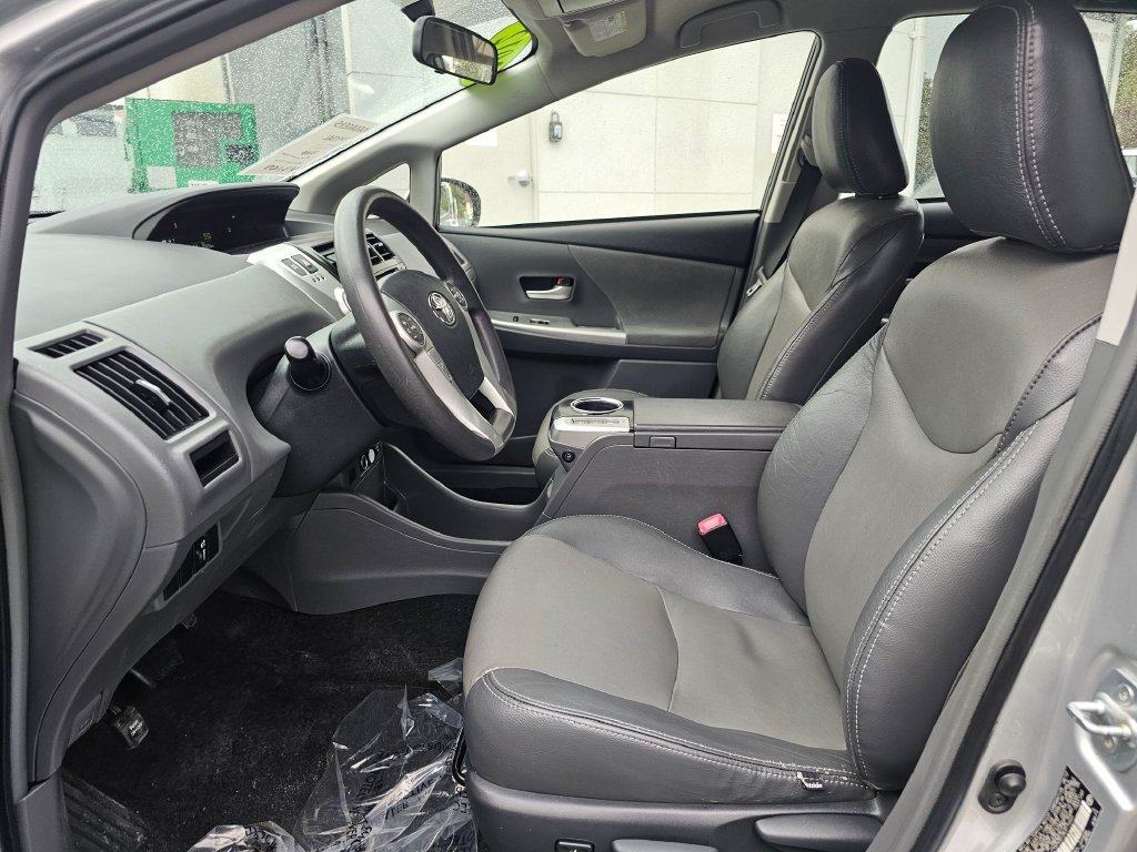 Used 2012 Toyota Prius V Three FWD image 19