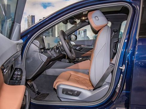 New 2026 BMW 540i xDrive w/ M Sport Package image 20