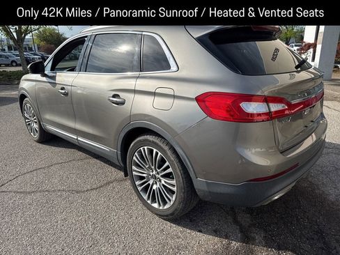 Used 2017 Lincoln MKX Reserve w/ Lincoln MKX Climate Package image 8