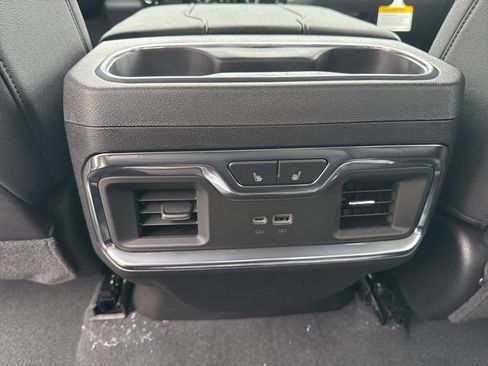 New 2025 GMC Sierra 2500 SLT image 25