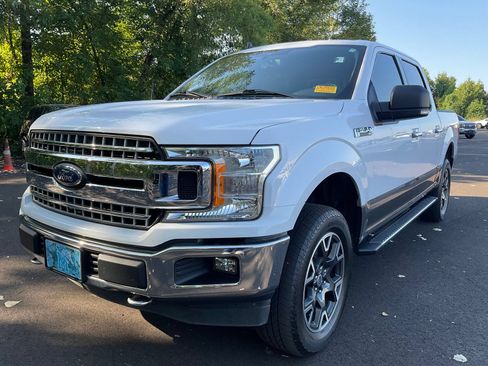 Used 2020 Ford F150 XLT w/ Equipment Group 302A Luxury AWD/4WD image 2