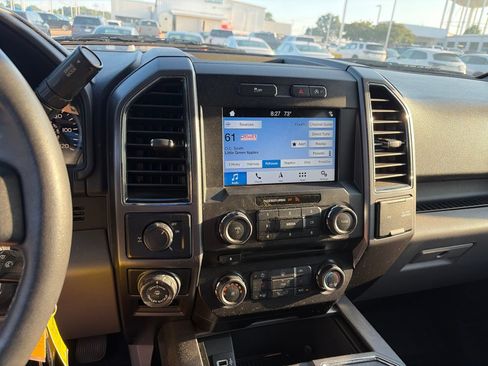 Used 2018 Ford F150 XLT w/ Equipment Group 302A Luxury RWD image 6