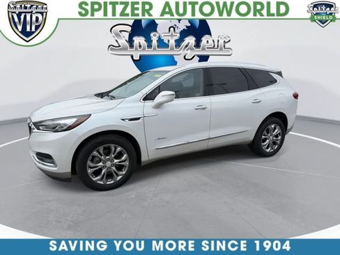 Used 2018 Buick Enclave Avenir w/ Avenir Technology Package AWD/4WD image 4