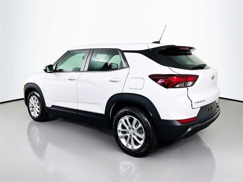 Used 2024 Chevrolet TrailBlazer LS image 7