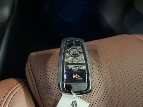New 2026 Lincoln Navigator Reserve AWD/4WD image 49