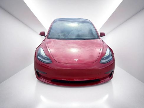 Used 2023 Tesla Model 3 Standard Range RWD image 3