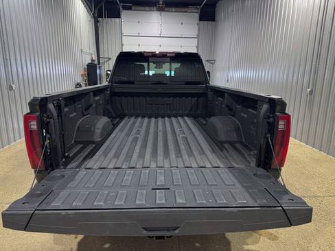 Used 2025 GMC Sierra 3500 Denali Ultimate image 4