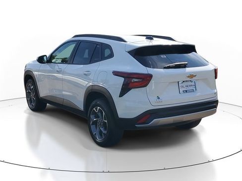 Certified 2024 Chevrolet Trax LT w/ Driver Confidence Package FWD image 3