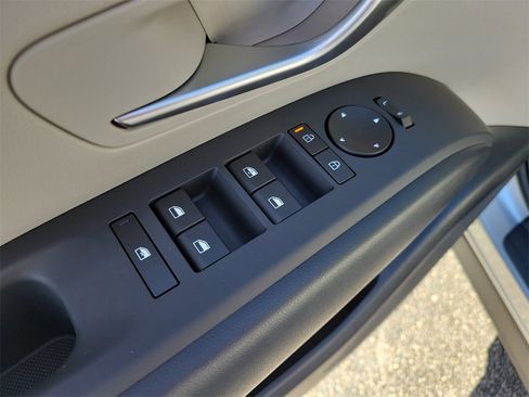 New 2026 Hyundai Tucson SE image 17