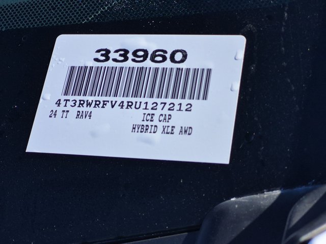 Certified 2024 Toyota RAV4 XLE AWD/4WD image 18