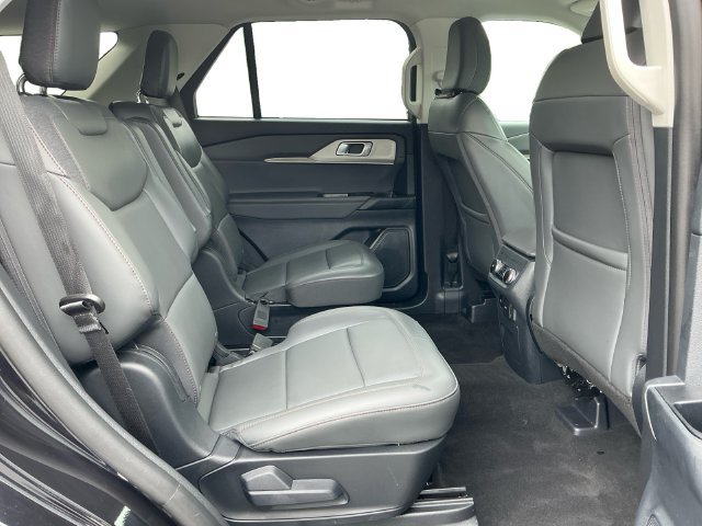 Certified 2026 Ford Explorer Active w/ Active Comfort Package AWD/4WD image 18