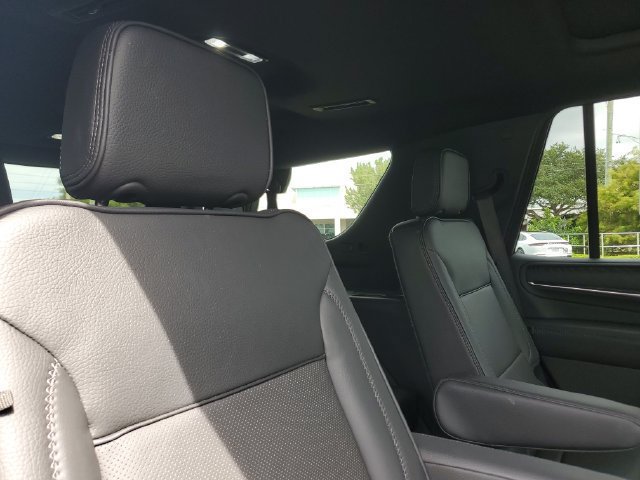 Used 2023 GMC Yukon Denali w/ Denali Reserve Package AWD/4WD image 25