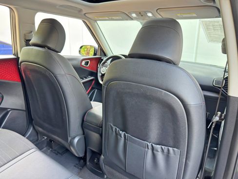 Used 2020 Kia Soul GT-Line Turbo FWD image 35