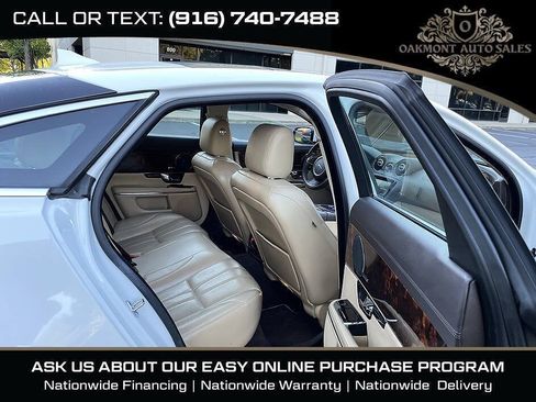 Used 2013 Jaguar XJ RWD image 14