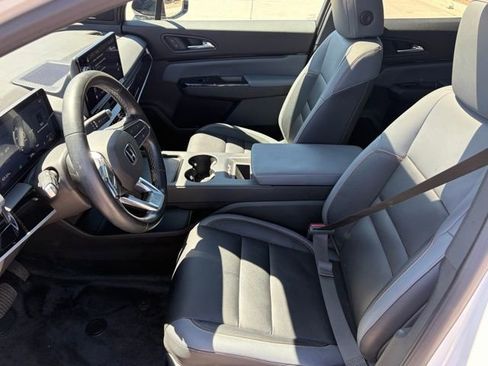 Used 2024 Honda Prologue Touring image 11