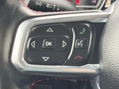 Used 2022 Jeep Gladiator Rubicon w/ LED Lighting Group AWD/4WD image 19