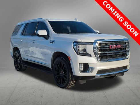 Used 2024 GMC Yukon SLT w/ SLT Luxury Package image 8