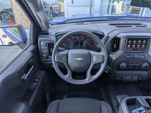 New 2026 Chevrolet Silverado 1500 Custom image 3
