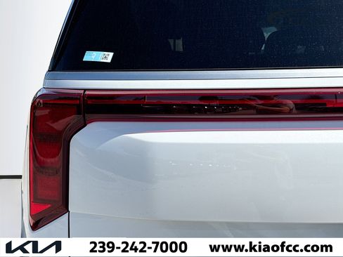 New 2026 Kia Carnival image 10