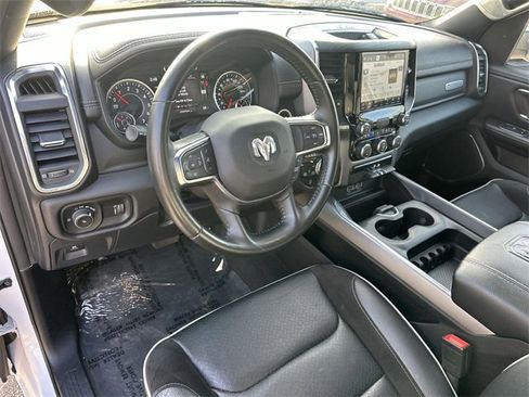 Used 2024 RAM 1500 Laramie image 9