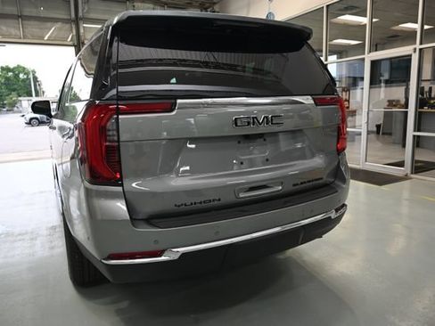 New 2026 GMC Yukon XL Elevation w/ Elevation Premium Package AWD/4WD image 6