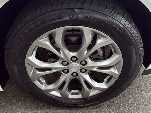 Used 2021 Buick Enclave Avenir w/ Avenir Technology Package image 12